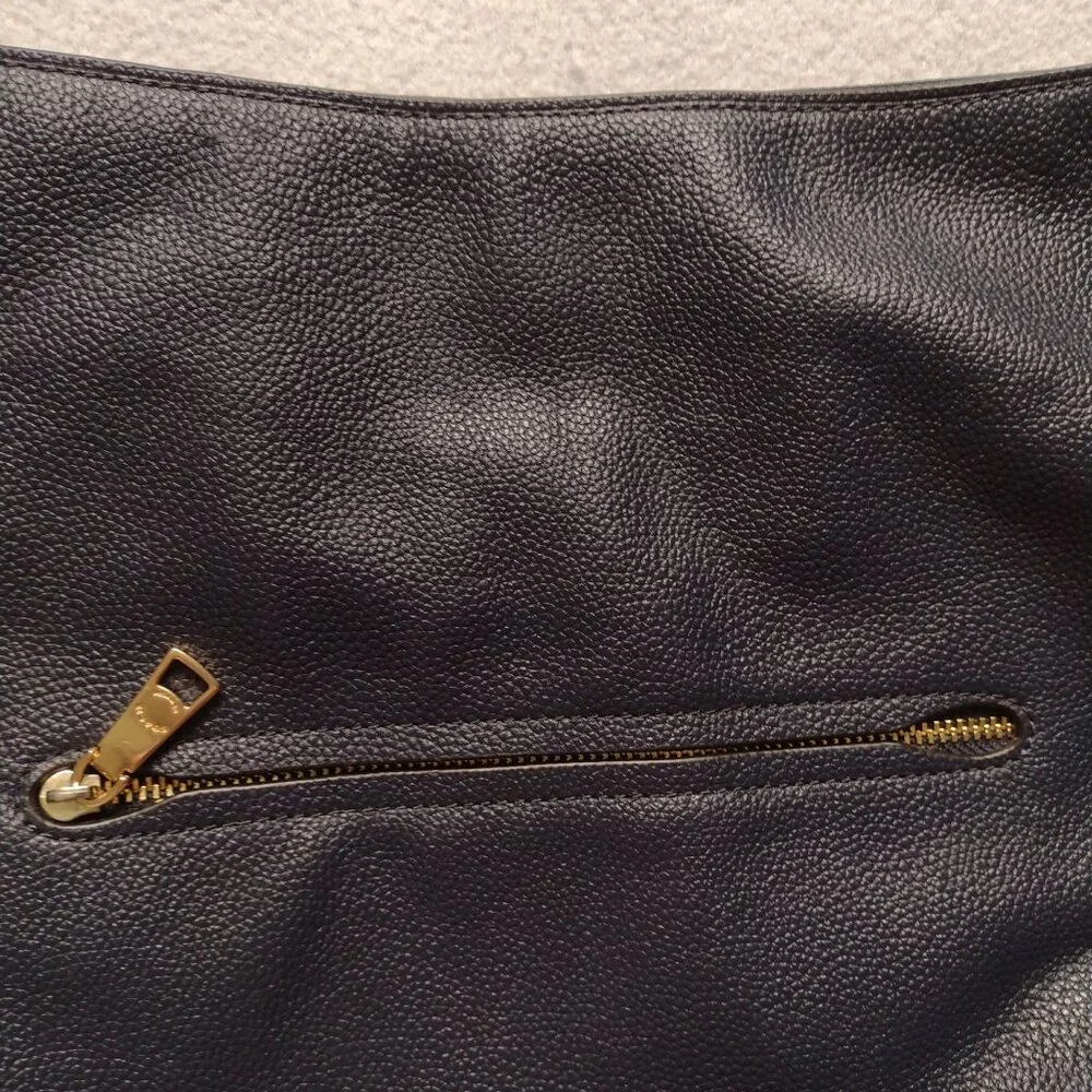 Coach Chelsea Hobo Bag in Navy Pebbled Leather High Quality Purse - Picture 6 of 11